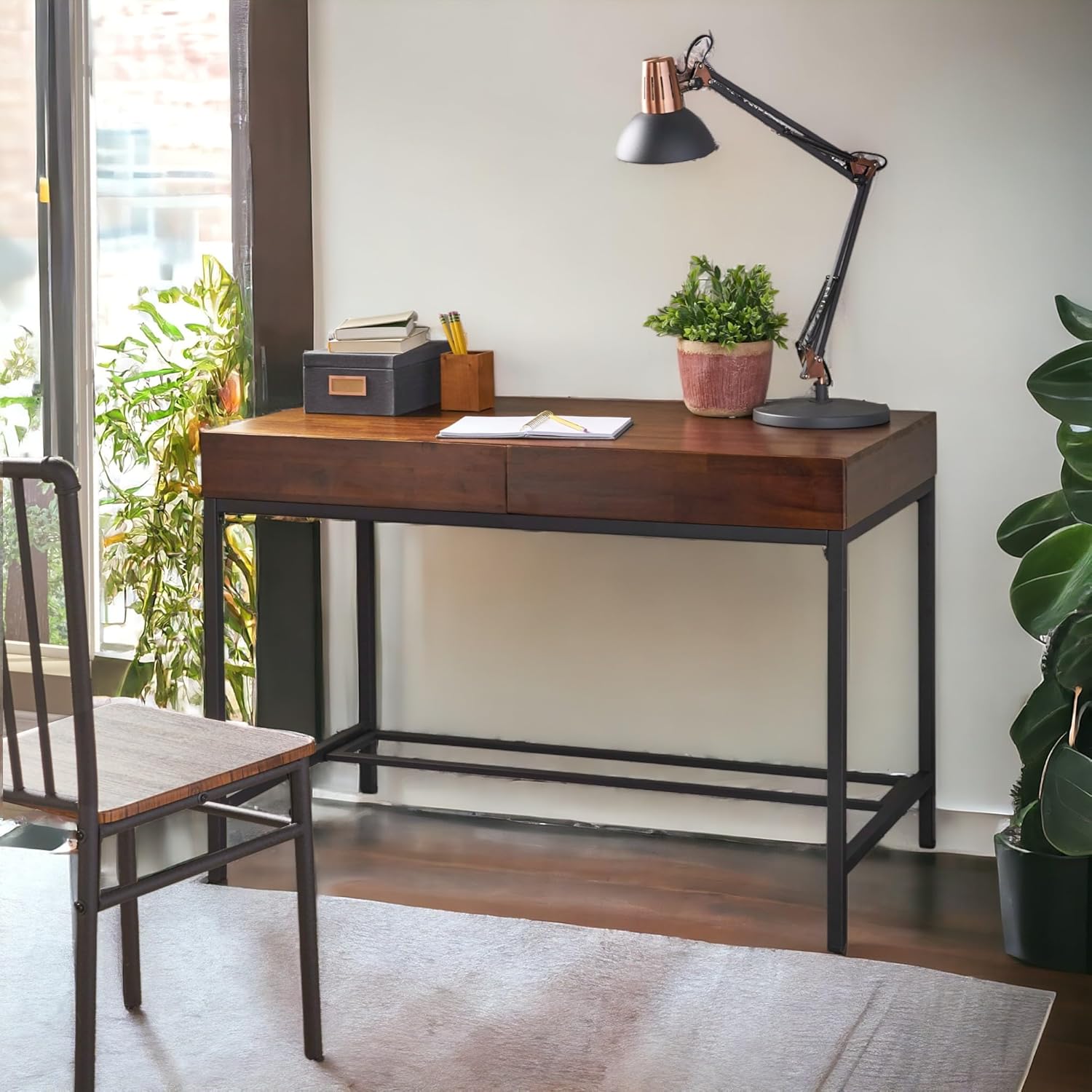 Fashionable Modern Wood Desk, Crafted to Exacting Standards Storage Desk, Durable Computer Office Desk for Home Office